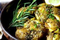 Golden Rosemary Garlic Smashed Potatoes with Zesty Chive Aioli