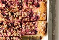 Effortless Raspberry Crumb Cake