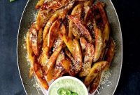 Crispy Baked Fries with Fiery Pesto Aioli