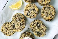 Crispy Greek Quinoa Spinach Fritters with Cooling Tzatziki