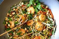 Healthy Shrimp Zoodle Pad Thai
