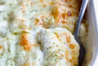 Creamy Chicken, Spinach, and Artichoke Cannelloni