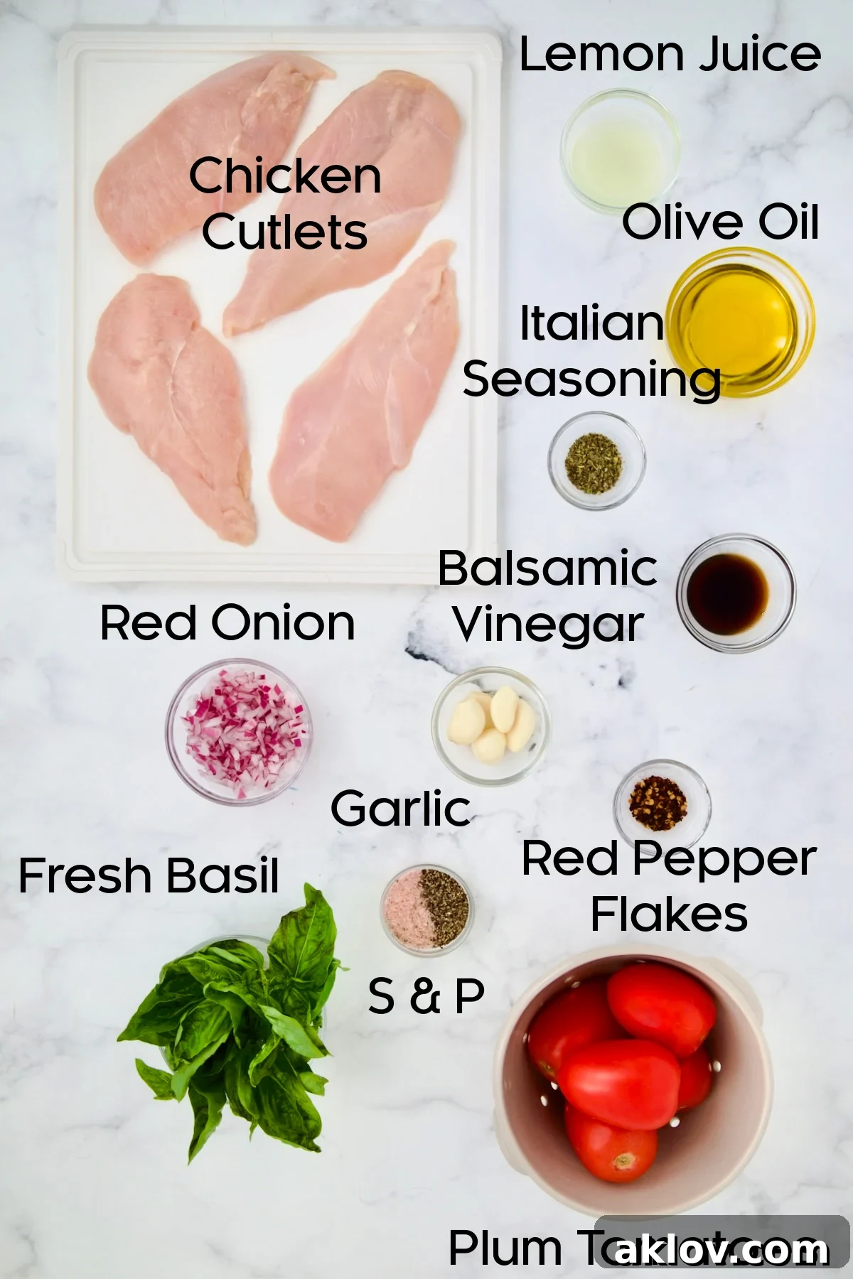 Ingredients for Chicken Bruschetta in glass bowls.