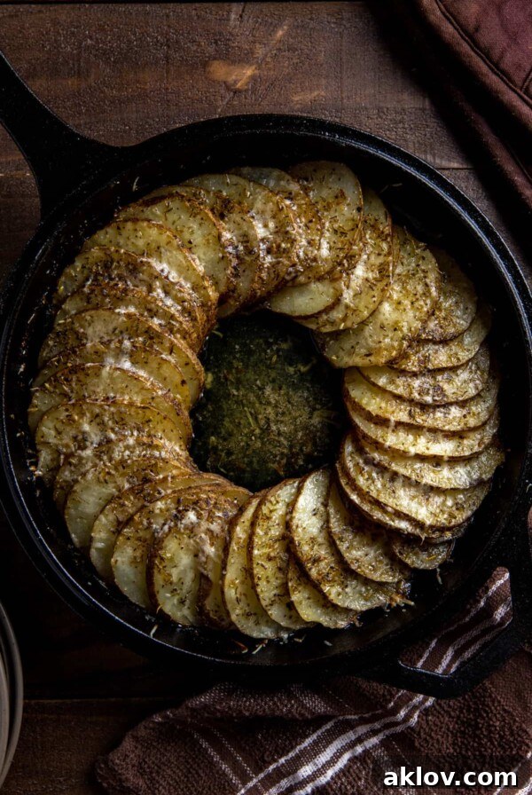 Crispy Cast Iron Skillet Potatoes, perfectly golden and seasoned.