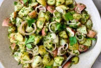 Herbed Potato Salad with Tangy Vinegar Dressing